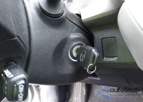 2015 Toyota Rav4 Le из США, поврежденный, VIN 2T3BFREV1FW347714